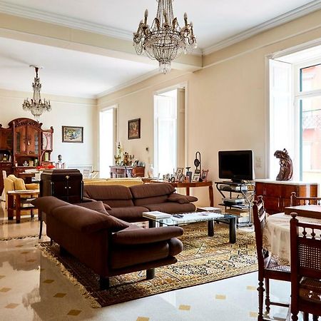 Suite Klimt P.Zza Amedeo Неаполь Экстерьер фото